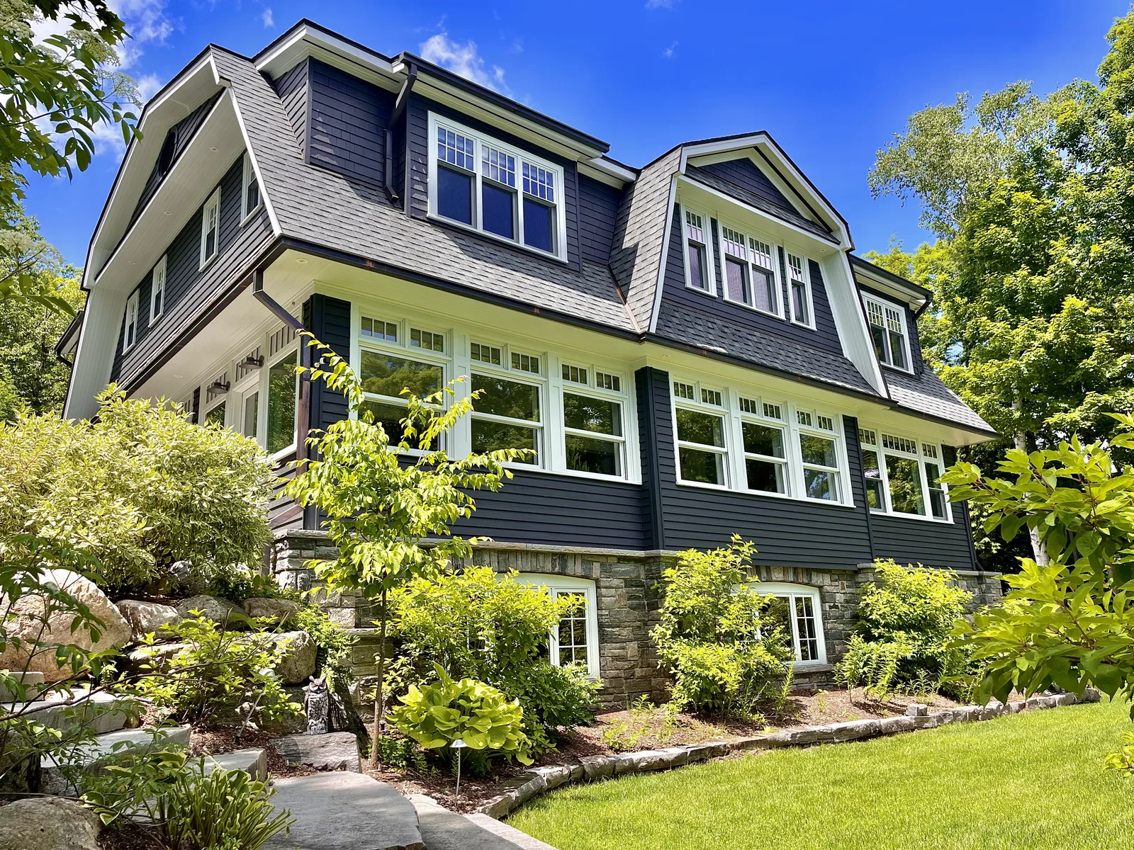 Lake Muskoka lakefront estate window washing